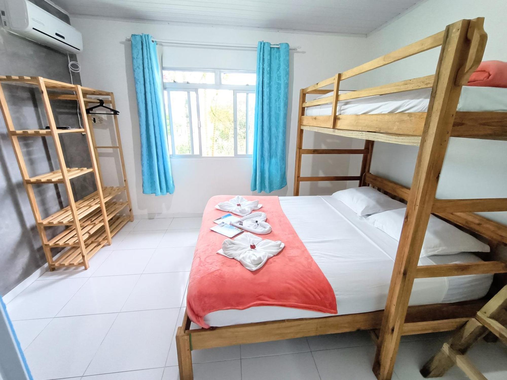 Hostel Casa Da Vo Rosa Governador Celso Ramos Extérieur photo