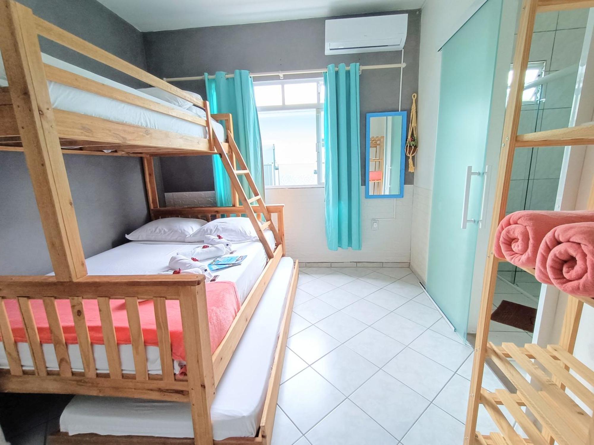 Hostel Casa Da Vo Rosa Governador Celso Ramos Extérieur photo